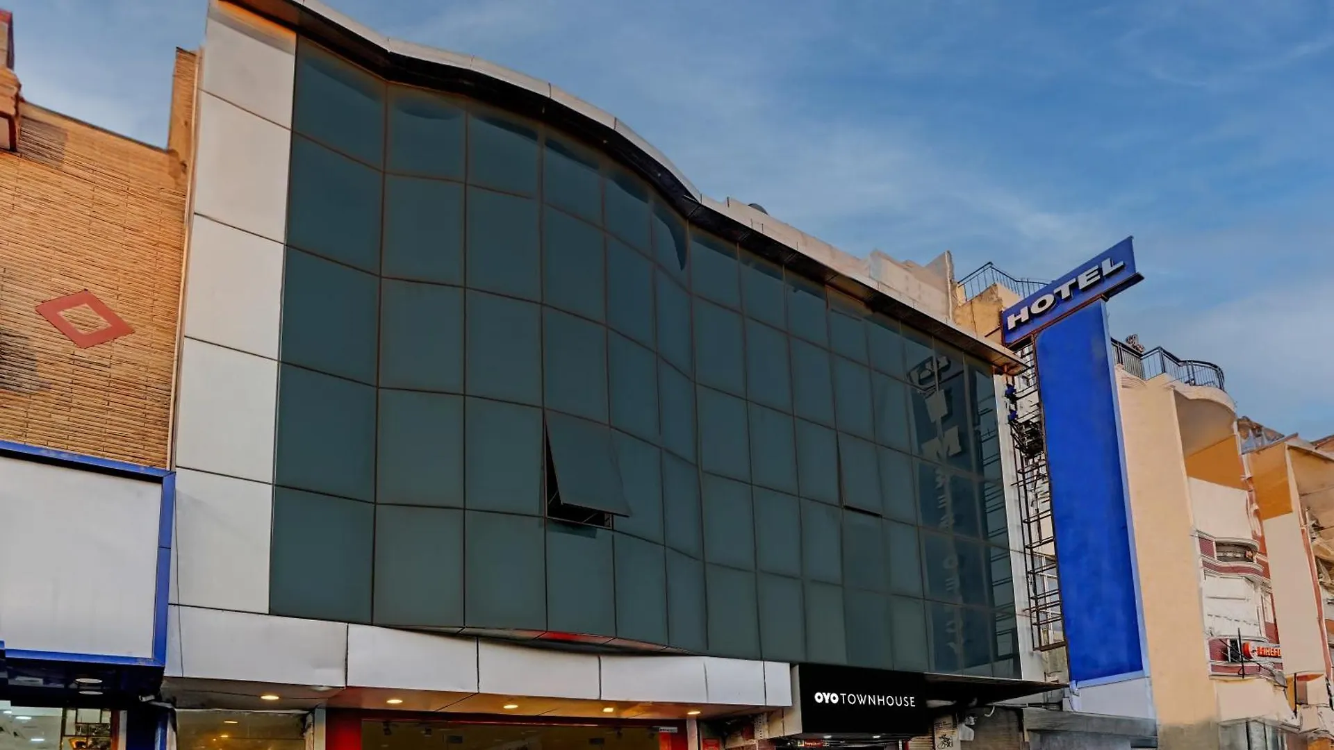 Super Hotel O Vm Residency New Delhi